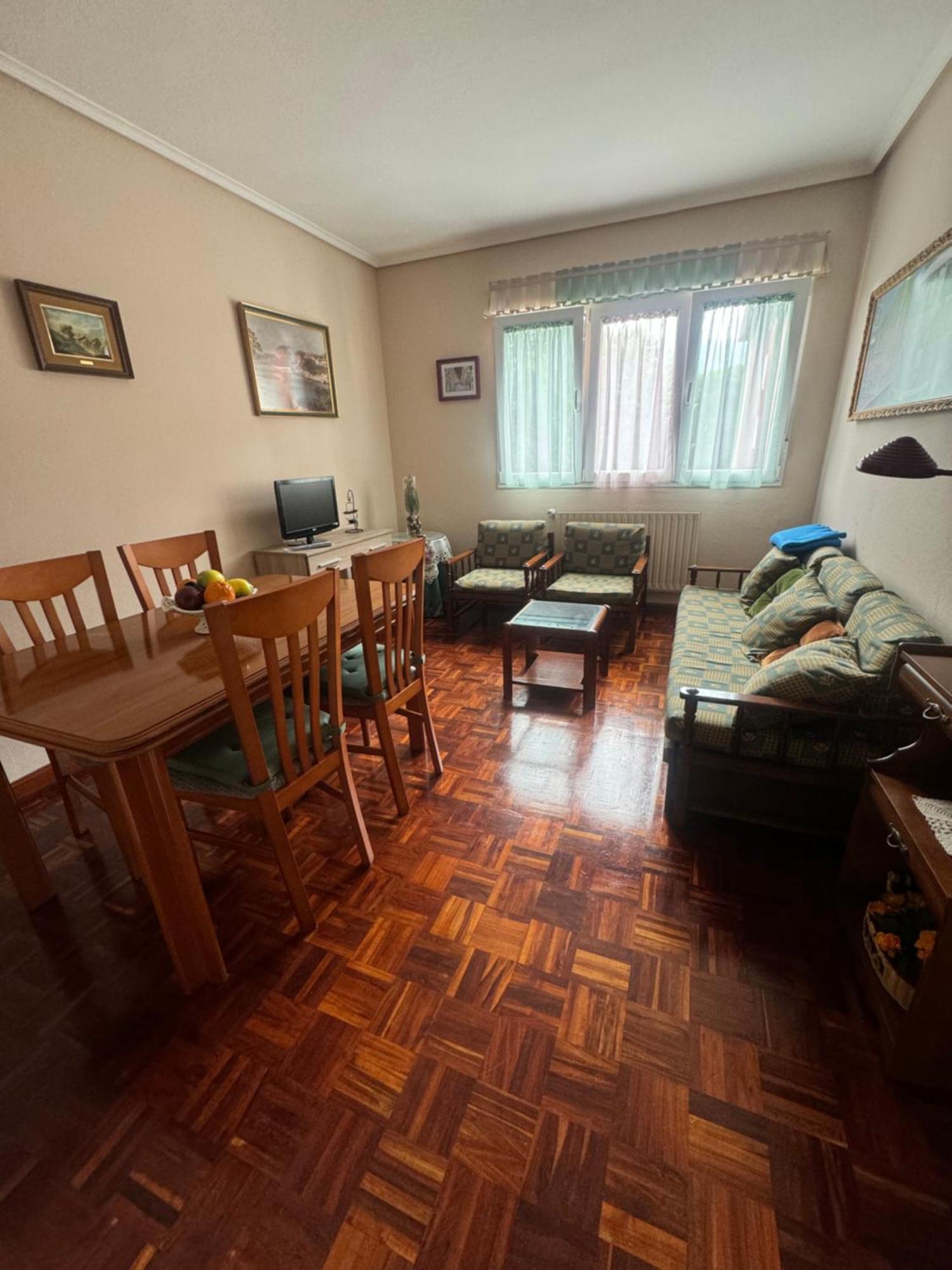Apartamento En Llanes Con Plaza De Garaje Cubierta Экстерьер фото